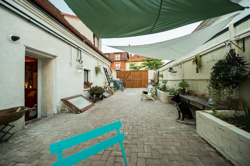 Bike House - 250-Year-Old Restored House In A Quiet Area Braşov Exteriör bild